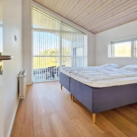 5 Star In Lokken-by Traum